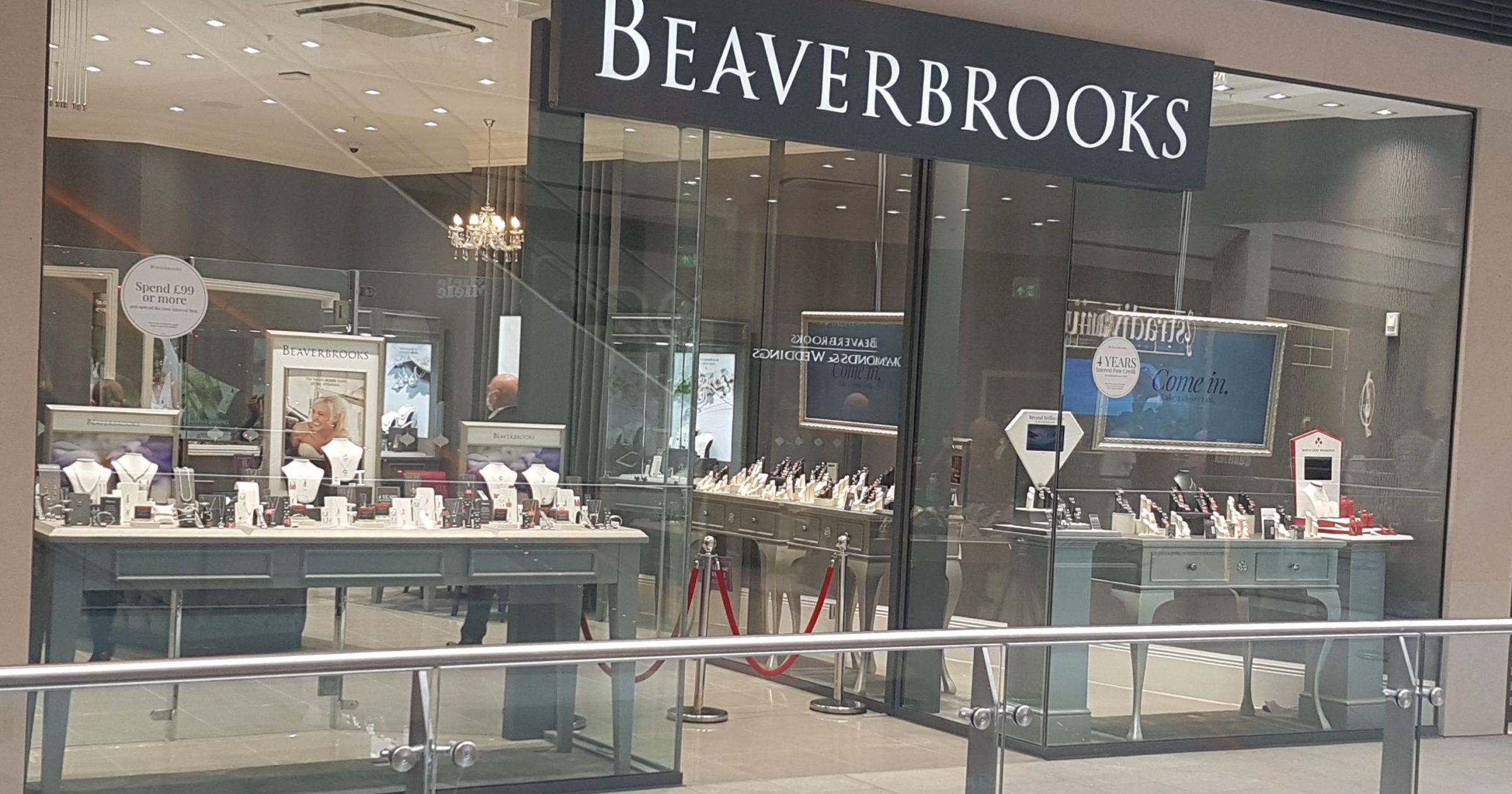 beaverbrooks-the-jewellers-st-fit-out-contractor-shopfitter